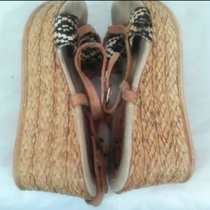 🦋3/$15🦋 Sbicca Vintage Collection sandals